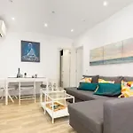 Piso A Estrenar Junto Al Mar Ubicacion Inmejorable *