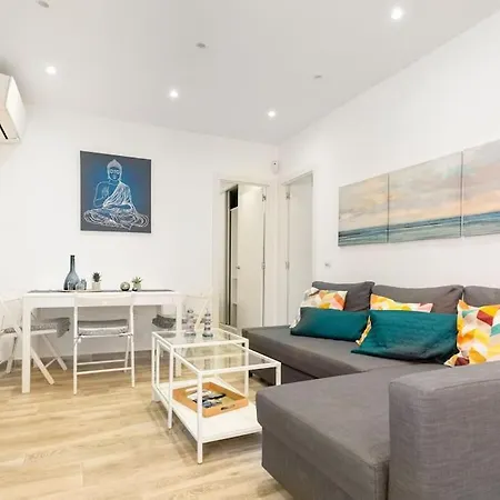 Piso A Estrenar Junto Al Mar Ubicacion Inmejorable *