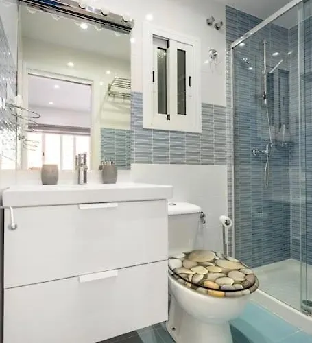 Piso A Estrenar Junto Al Mar Ubicacion Inmejorable * Fuengirola